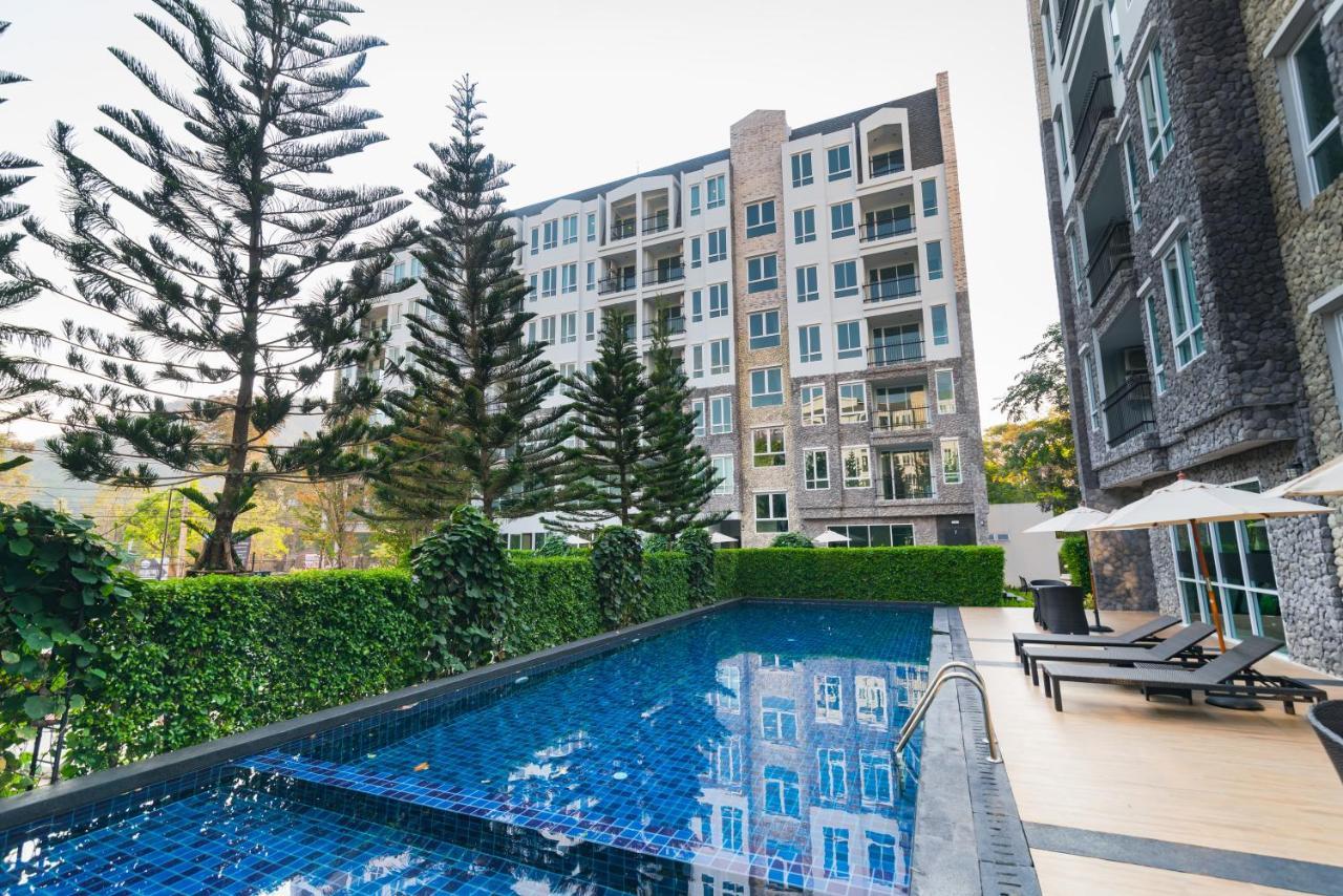 ムーシCourtyard Khaoyai By Augustアパートメント エクステリア 写真