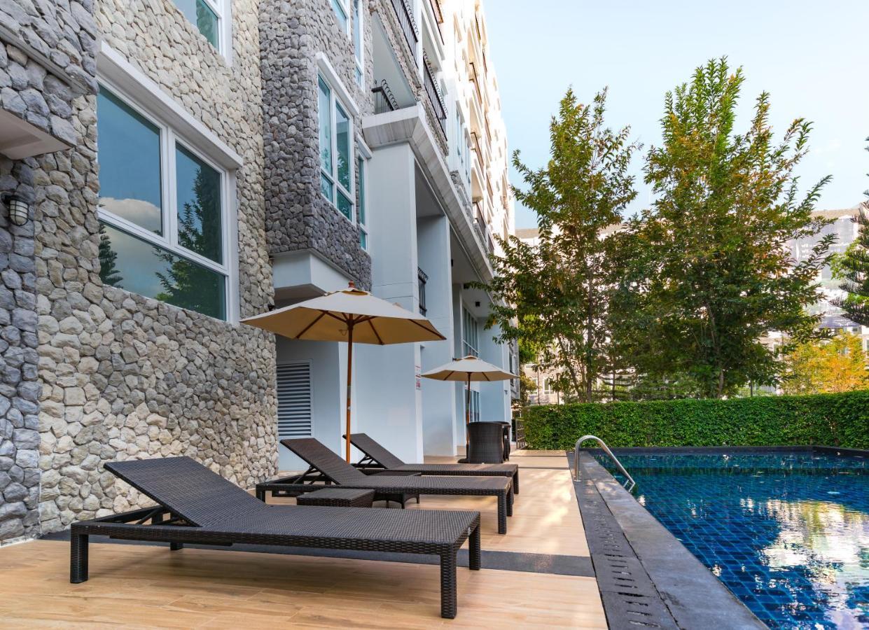ムーシCourtyard Khaoyai By Augustアパートメント エクステリア 写真